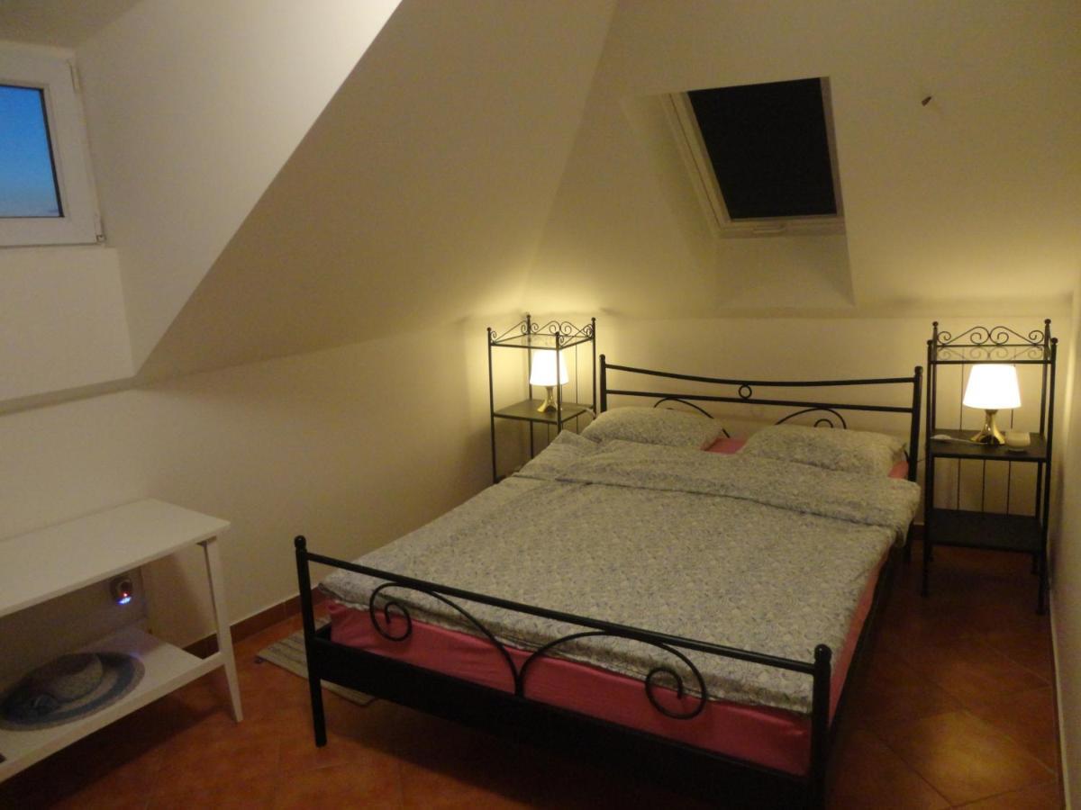 Apartment Gliha Jelsa  Zewnętrze zdjęcie